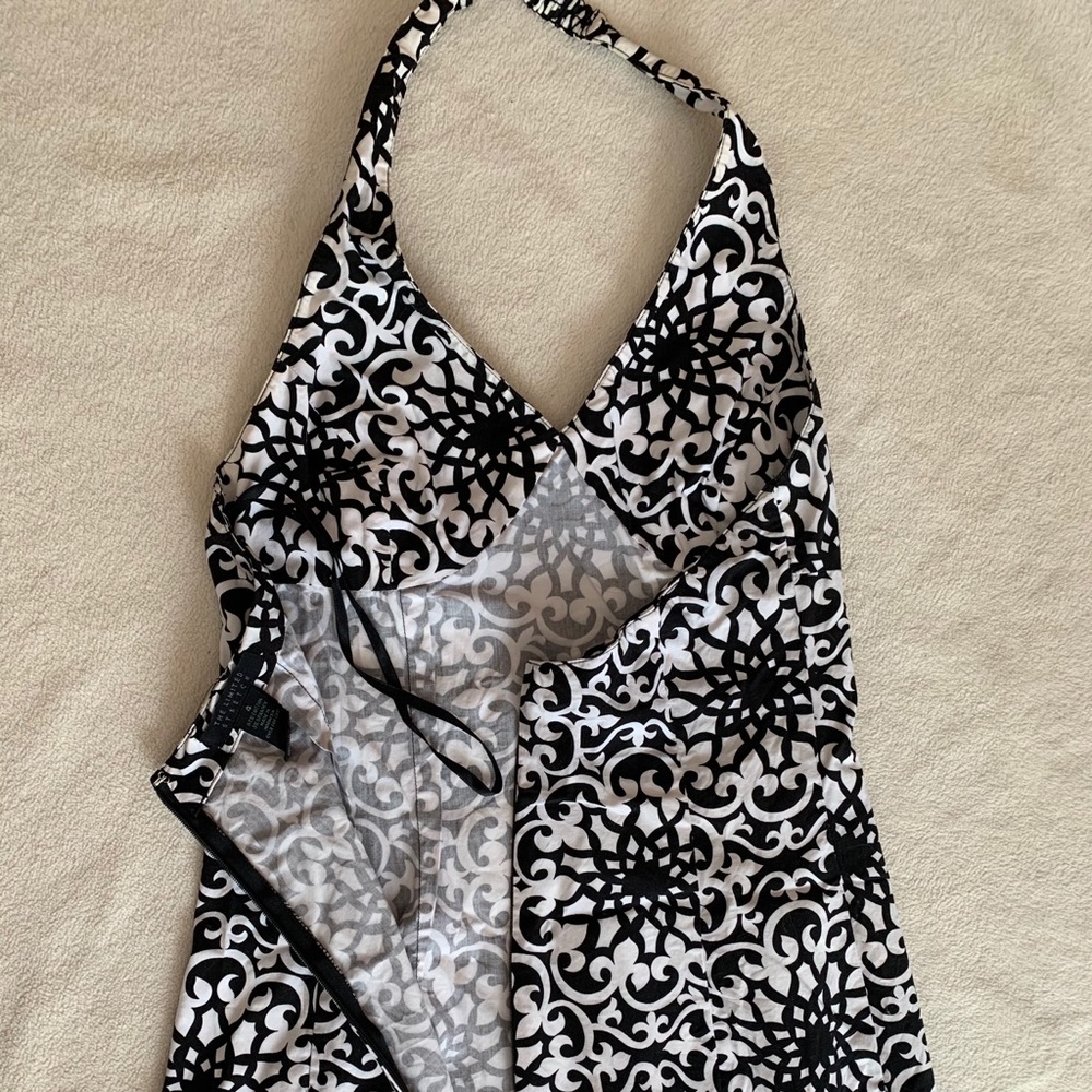 The Limited Stretch halter dress size 4 - Picture 3 of 6